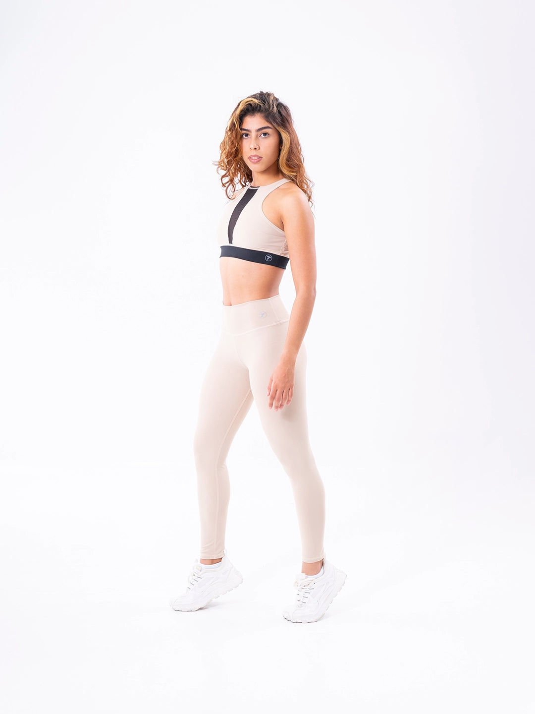 LEGGINS NYLON - ALMENDRA