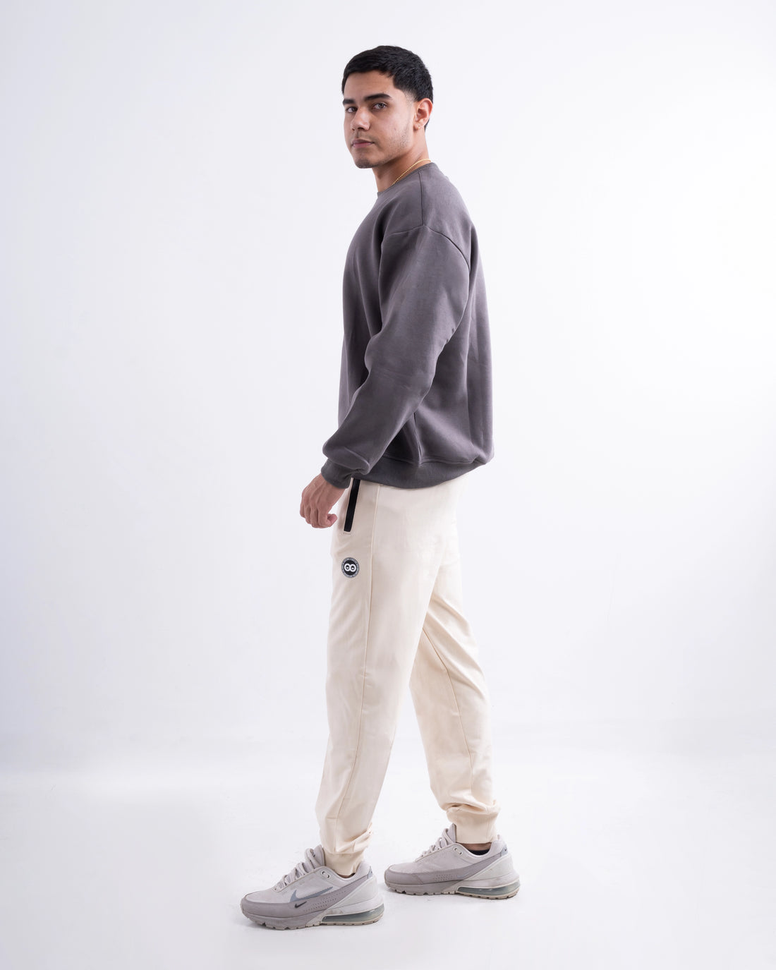 JOGGER CHOPPA - ALMENDRA